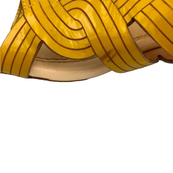 Vero 🩴 Cuoio Fabi Yellow Mustard Sandals Size 6.5 - Picture 7 of 7